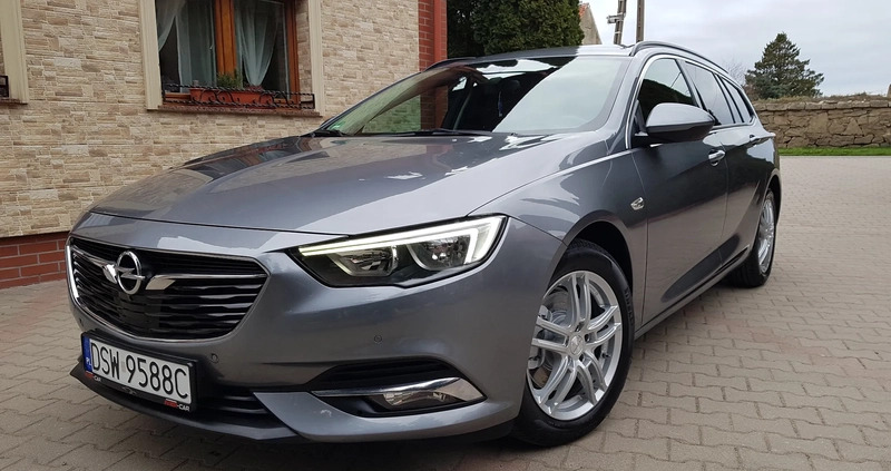 Opel Insignia cena 63900 przebieg: 149000, rok produkcji 2018 z Strzegom małe 742